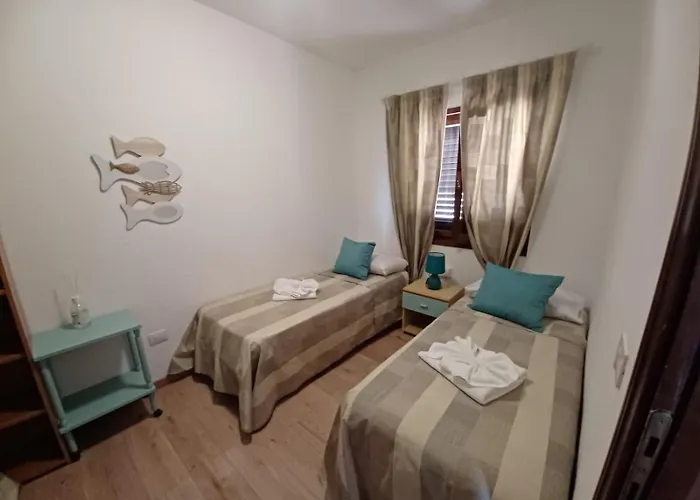 Casa Ruby - Baia De Bahas Апартаменты Маринелла